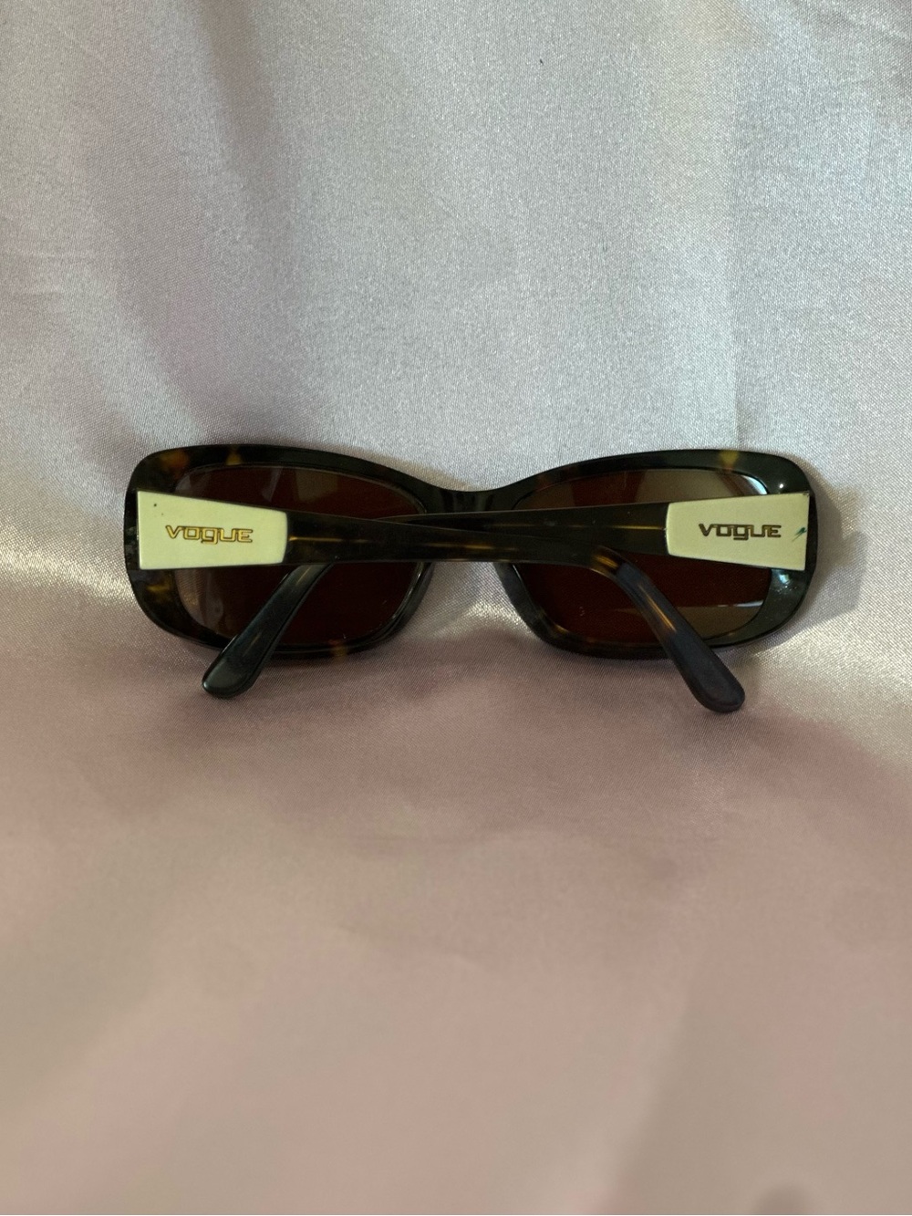 Vogue VO2661S